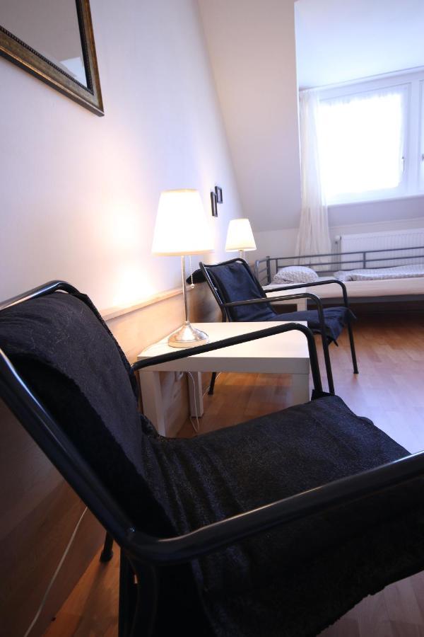 Moderne Studio Apartments Und 4 Zimmer Wohnungen In Oberhausen, Ideal Fuer Geschaeftsreisende Und Monteure Exterior photo